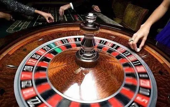 Inside the 588jl apk mobile app showing sports, slots, and casino sections for Filipino players